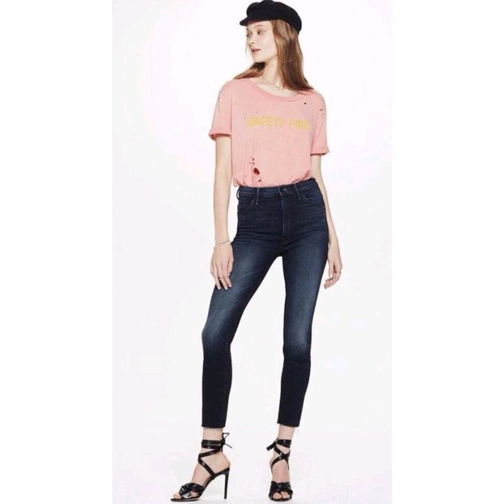 MOTHER High-Waisted Looker Ankle Fray in Night Owl